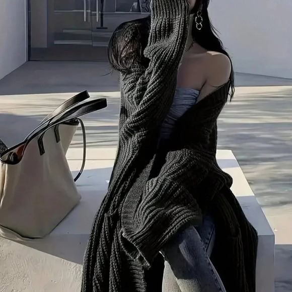 Black Casual Women's Open Front Loose Knit Cardigan - Picture 3 of 5